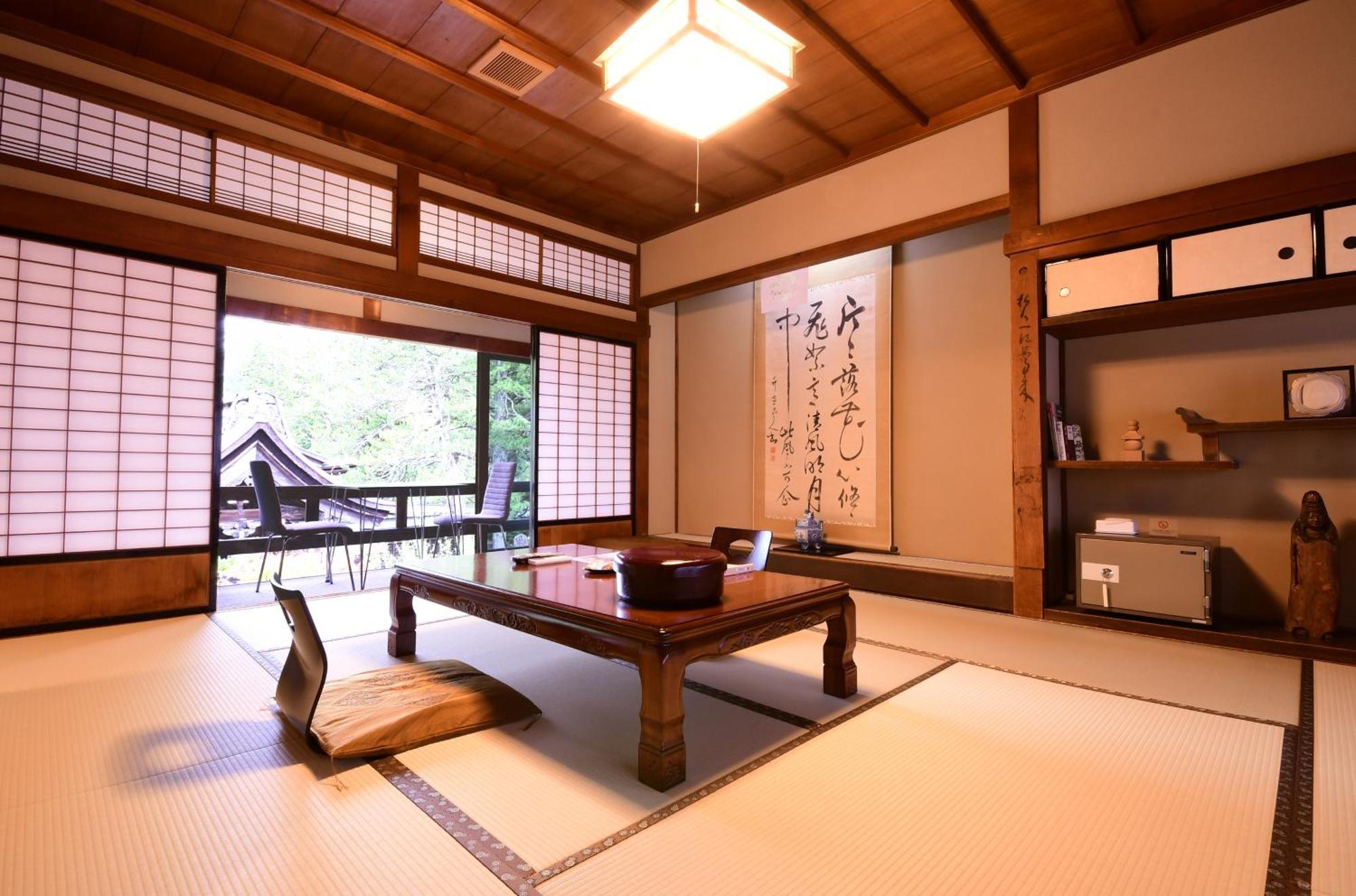 Koyasan Shukubo Saizenin Hotel Bagian luar foto