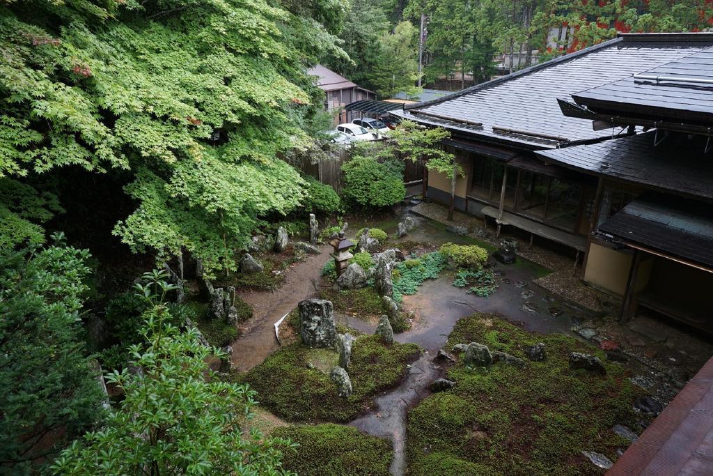 Koyasan Shukubo Saizenin Hotel Bagian luar foto